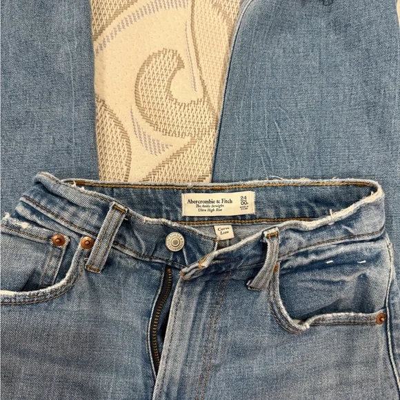 Abercrombie & Fitch Light Blue Straight Leg Jeans - Picture 3 of 5